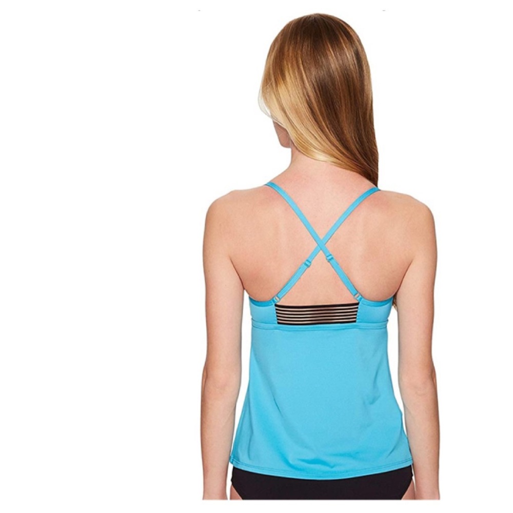 Nike Adjustable Strap Light Blue Fury Tankini Top - Picture 2 of 12